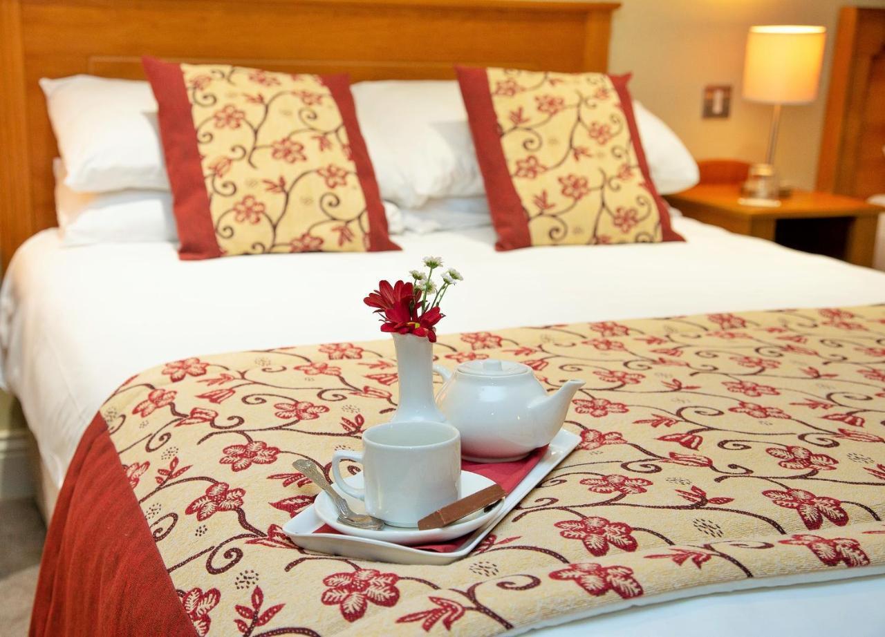 Peacockes Hotel Maam Cross Extérieur photo